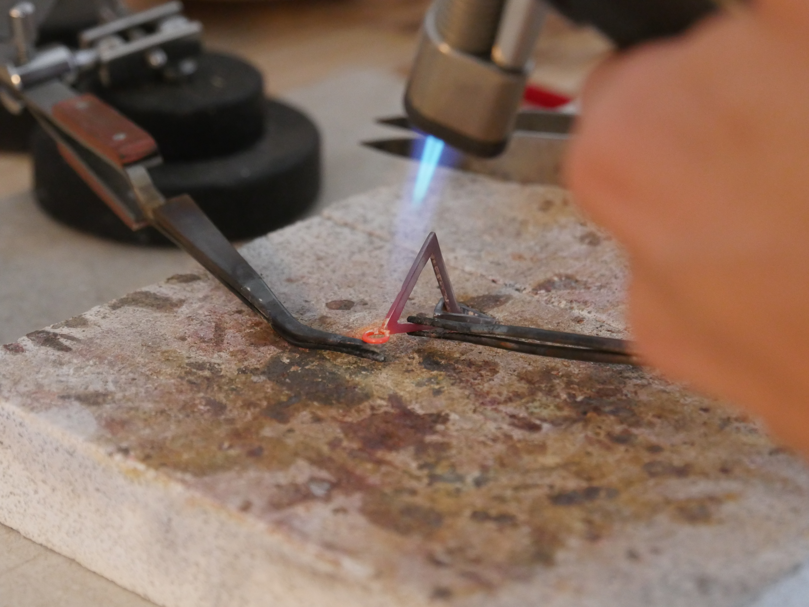 fazer as próprias alianças de casamento